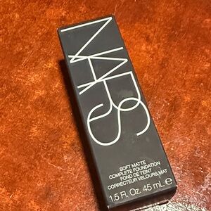 NARS Soft Matte Foundation in Cream and Black